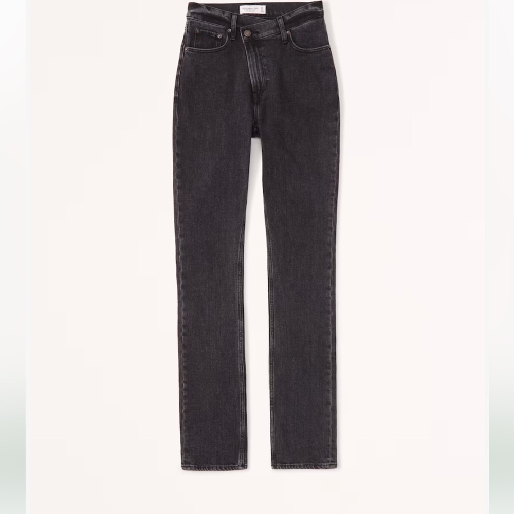 Abercrombie 90s High Rise Slim Straight Jean